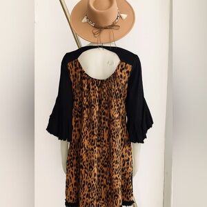 🔥 NWT Umgee Leopard & Black Boho Dress - Bell Sleeves - Large
